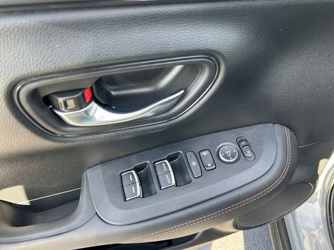 Used 2024 Honda HR-V Sport image 24