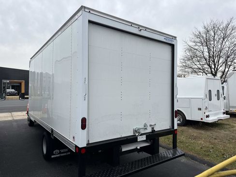 New 2026 Chevrolet Express 4500 w/ Power Convenience Package image 12