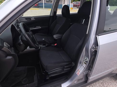 Used 2012 Subaru Forester 2.5X w/ Alloy Wheel Pkg AWD/4WD image 9