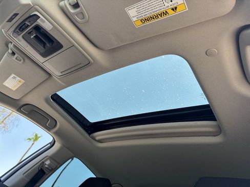 Certified 2023 Honda Accord EX image 16
