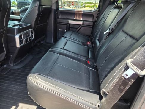 Used 2018 Ford F150 Lariat w/ Equipment Group 502A Luxury AWD/4WD image 15