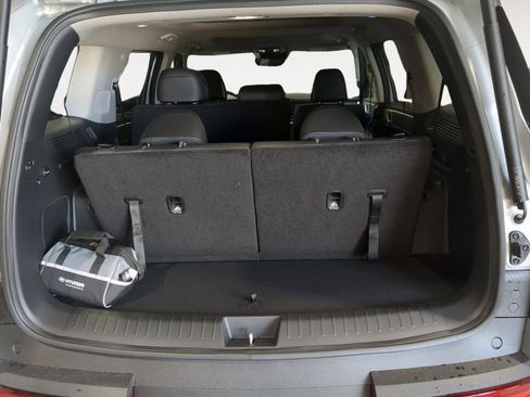 Used 2025 Hyundai Santa Fe Limited image 15