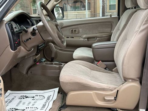 Used 2001 Toyota Tacoma PreRunner image 14