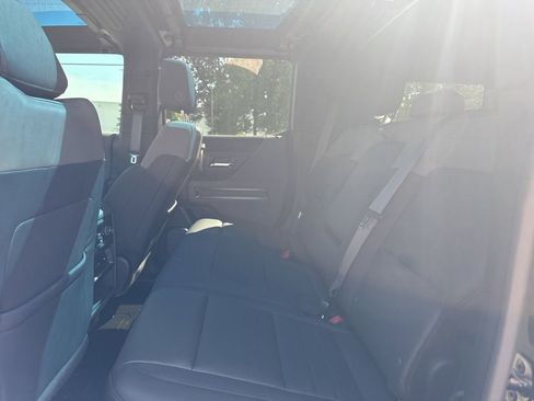 Used 2025 GMC Hummer EV 3X w/ Extreme Off-Road Package AWD/4WD image 12