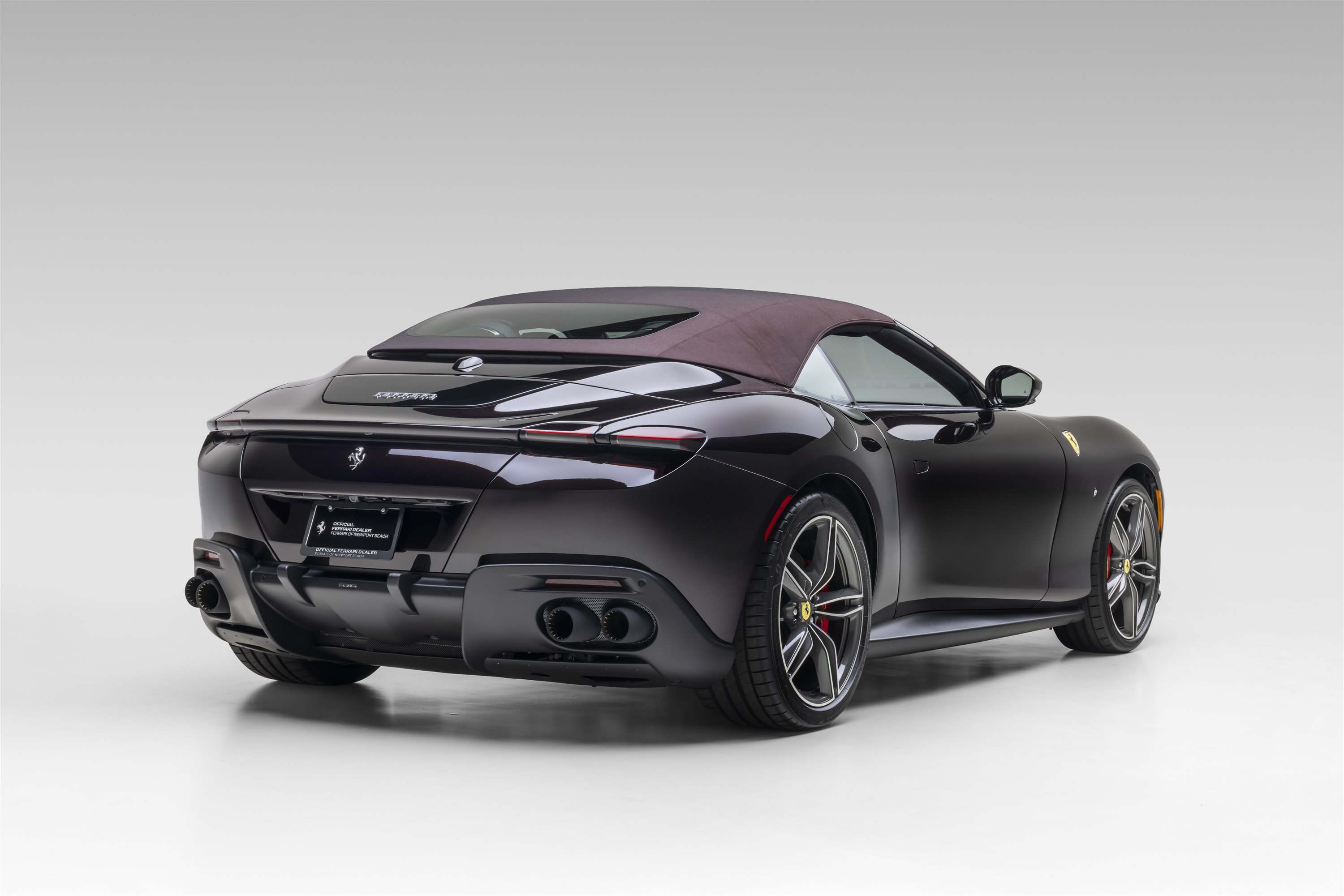 Certified 2026 Ferrari Roma Spider RWD image 6