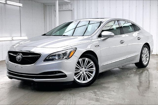 Used 2018 Buick LaCrosse Premium w/ Sun and Shade Package FWD image 2