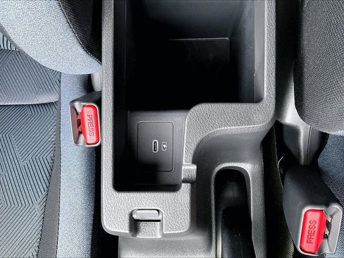 Used 2025 Nissan Versa SV w/ Trunk Package FWD image 16
