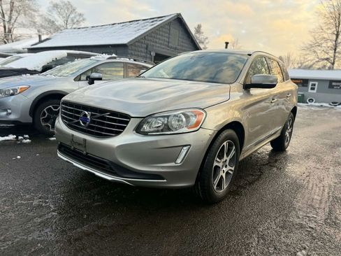 Used 2014 Volvo XC60 T6 image 1
