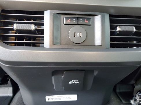 New 2026 Ford F250 Lariat w/ Black Appearance Package image 11