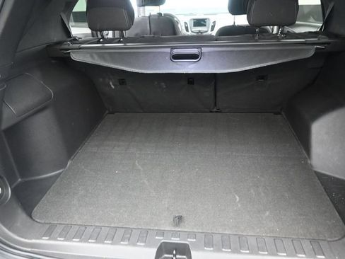 Used 2023 Chevrolet Equinox LS w/ LS Convenience Package FWD image 16