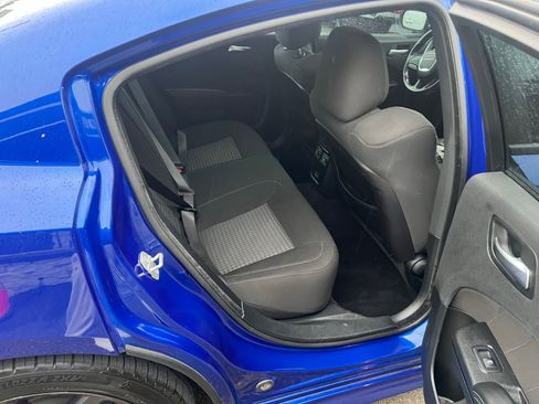 Used 2020 Dodge Charger R/T w/ Blacktop Package image 29