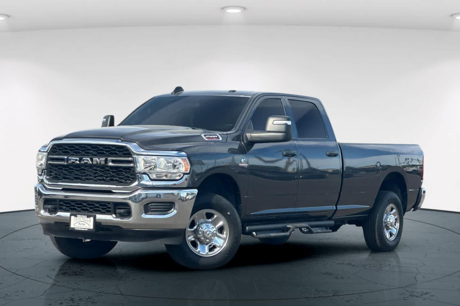 Used 2024 RAM 2500 Tradesman w/ Chrome Appearance Group AWD/4WD image 1