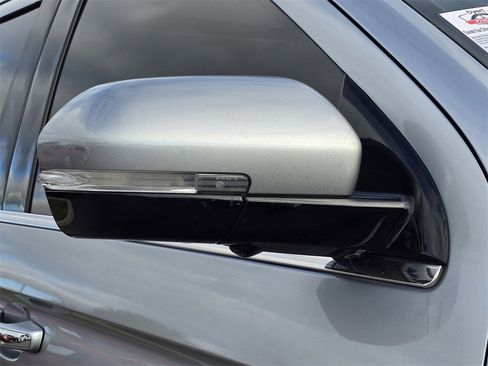 Used 2021 Ford Expedition Max Limited image 12