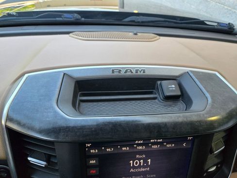 Used 2019 RAM 3500 Big Horn AWD/4WD image 27