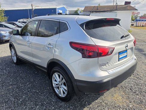 Used 2017 Nissan Rogue Sport S w/ S Appearance Package AWD/4WD image 5