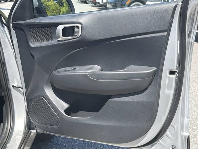 New 2026 Hyundai Venue SEL FWD image 16
