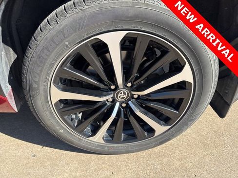 Used 2021 Toyota Highlander XSE image 8