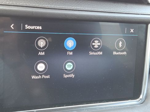 Used 2021 GMC Yukon XL Denali w/ Denali Premium Package RWD image 36