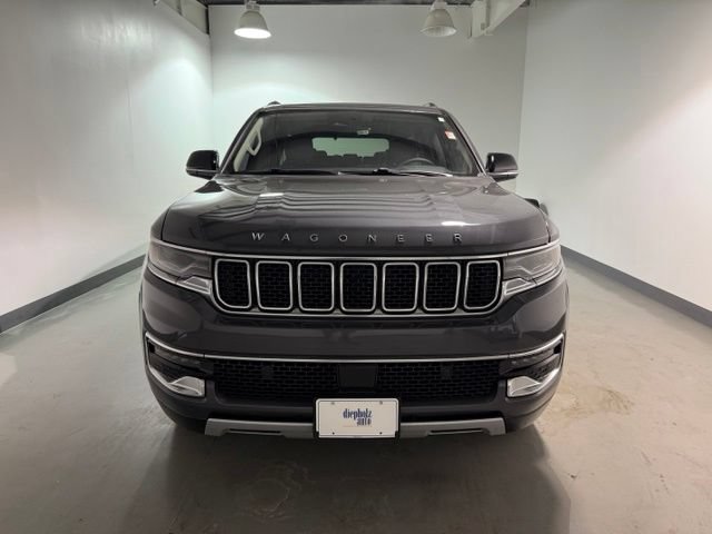 Used 2023 Jeep Wagoneer Series II w/ Premium Group I AWD/4WD image 2