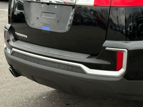 Used 2017 GMC Terrain SLT w/ Driver Alert Package I image 6