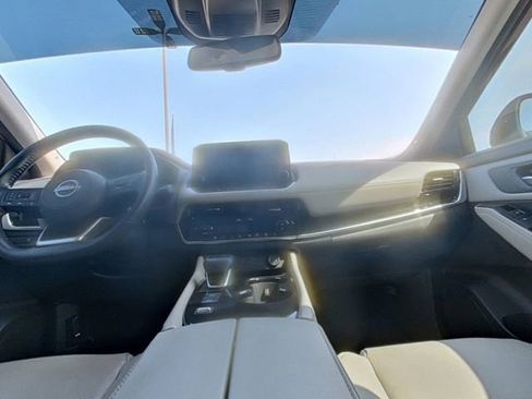 Used 2022 Nissan Rogue SL w/ SL Premium Package image 29