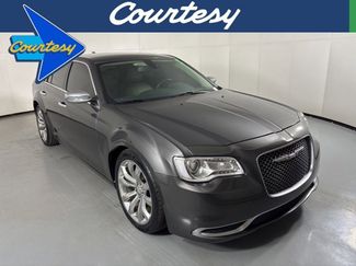 Used 2019 Chrysler 300 Touring w/ Chrome Appearance Package video 1