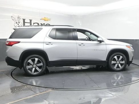 Used 2020 Chevrolet Traverse LT w/ LT Premium Package FWD image 39
