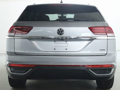 Used 2023 Volkswagen Atlas Cross Sport SE w/ Black Wheel Package image 43