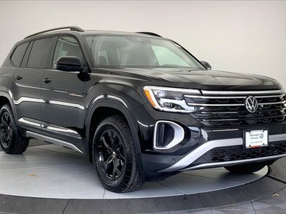Certified 2025 Volkswagen Atlas Peak Edition SE