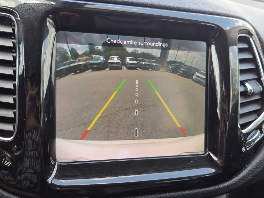Used 2019 Jeep Compass Limited FWD image 29