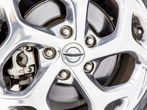 Used 2022 Chrysler Pacifica Limited w/ Uconnect Theater Family Group image 40