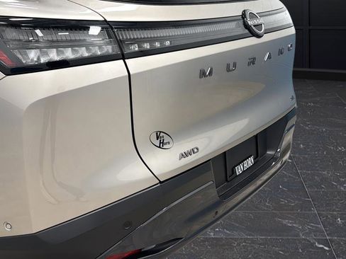 Used 2025 Nissan Murano SL image 33
