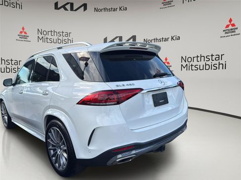 Used 2021 Mercedes-Benz GLE 450 4MATIC w/ AMG Line Exterior image 4