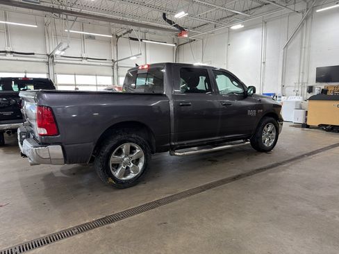 Used 2019 RAM 1500 Big Horn AWD/4WD image 4