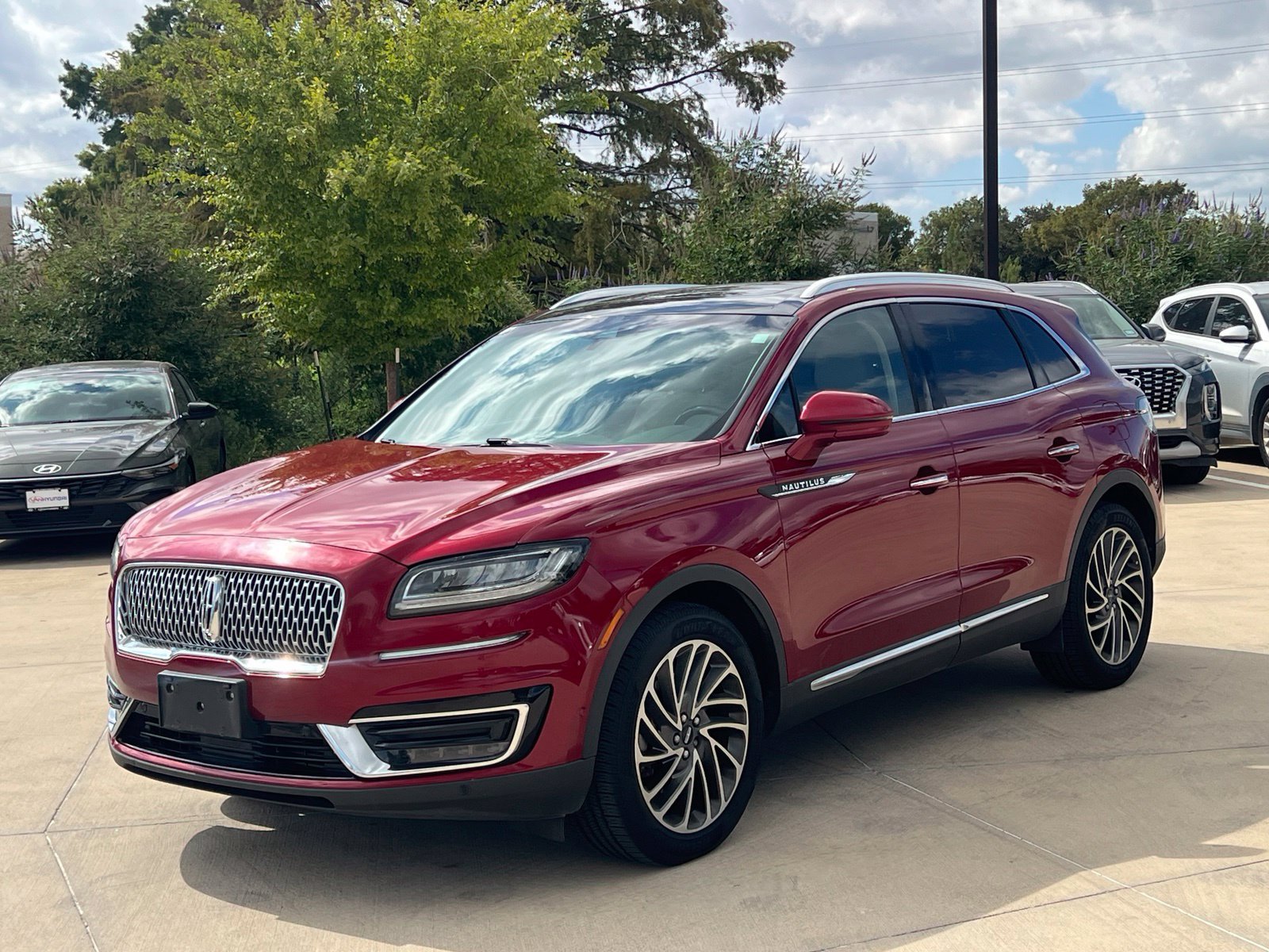 Used 2019 Lincoln Nautilus Reserve FWD image 5