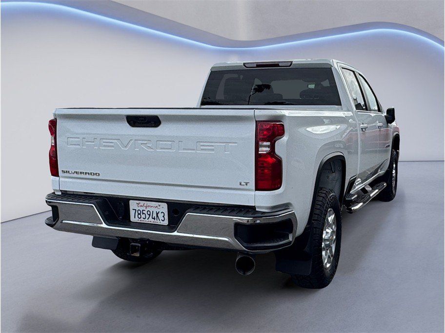 Used 2023 Chevrolet Silverado 2500 LT AWD/4WD image 6