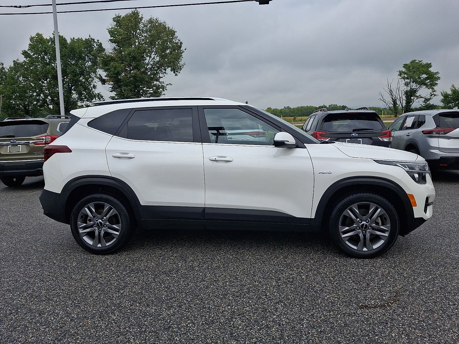 Used 2023 Kia Seltos S AWD/4WD image 7