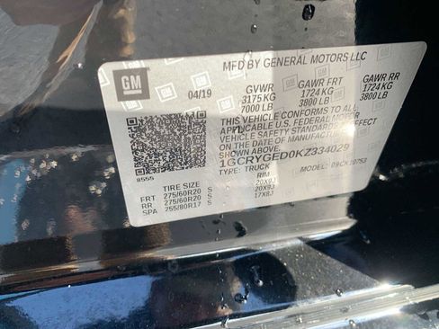 Certified 2019 Chevrolet Silverado 1500 LTZ image 32