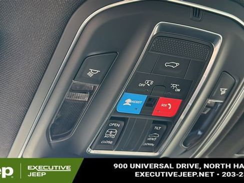 New 2025 Jeep Grand Cherokee Laredo X w/ Luxury Tech Group I image 21