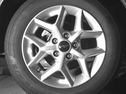 Used 2025 Kia Soul LX w/ LX Technology Package image 22