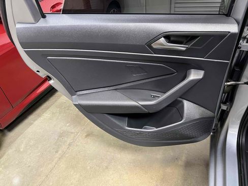 Used 2021 Volkswagen Jetta SE FWD image 67