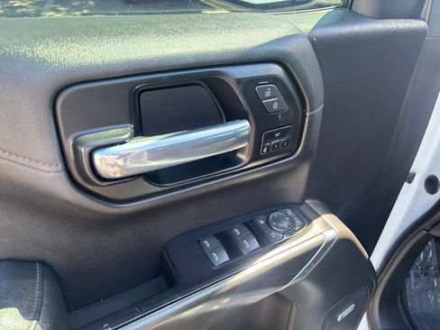 Used 2021 GMC Sierra 1500 AT4 w/ AT4 Preferred Package AWD/4WD image 14