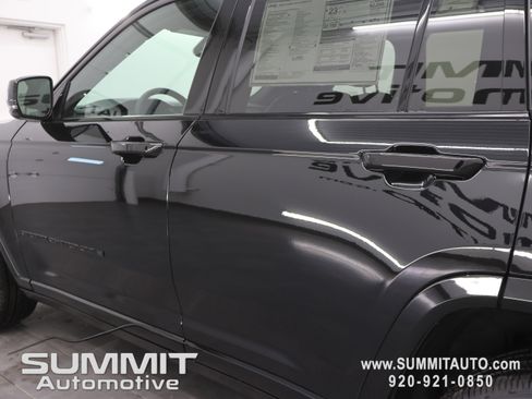 New 2026 Jeep Grand Cherokee Limited Reserve image 38