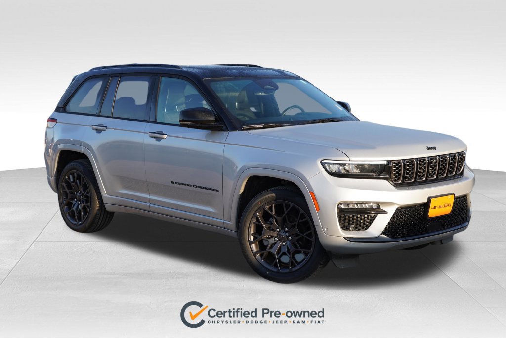 Used 2025 Jeep Grand Cherokee Summit w/ Obsidian Package AWD/4WD image 1