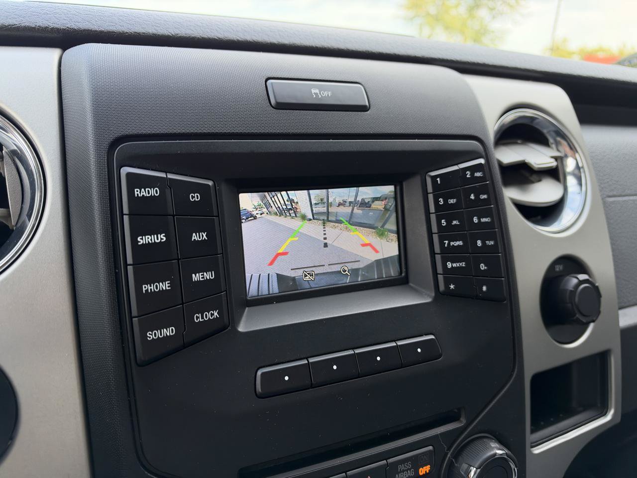 Used 2014 Ford F150 XLT w/ Equipment Group 302A Luxury AWD/4WD image 22