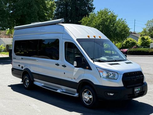 Used 2019 Ford Transit 350 XLT RWD image 8