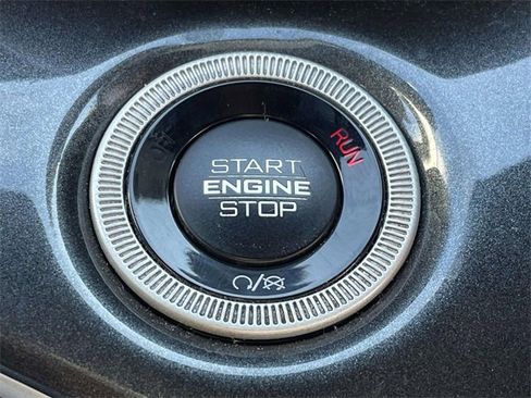 Used 2022 Jeep Grand Cherokee L Laredo w/ Luxury Tech Group I image 37