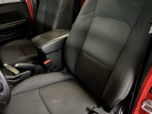 Used 2020 Jeep Wrangler Unlimited Sport S image 18
