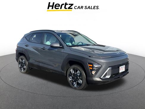 Used 2025 Hyundai Kona SEL image 1