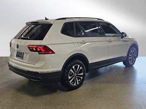 Used 2022 Volkswagen Tiguan S image 7